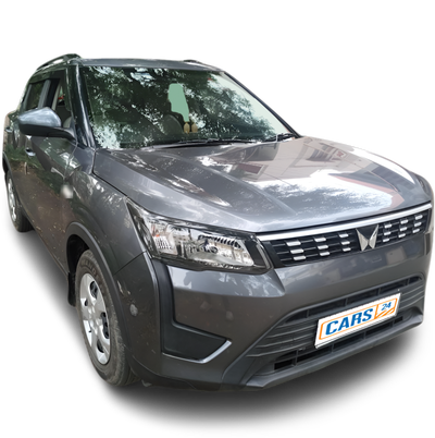 Mahindra XUV300-img
